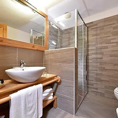 Hotel Miravidi A Cervinia 3*