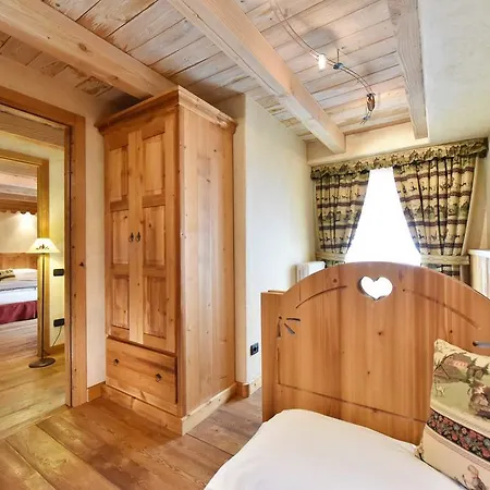 Miravidi A Cervinia Otel 3*